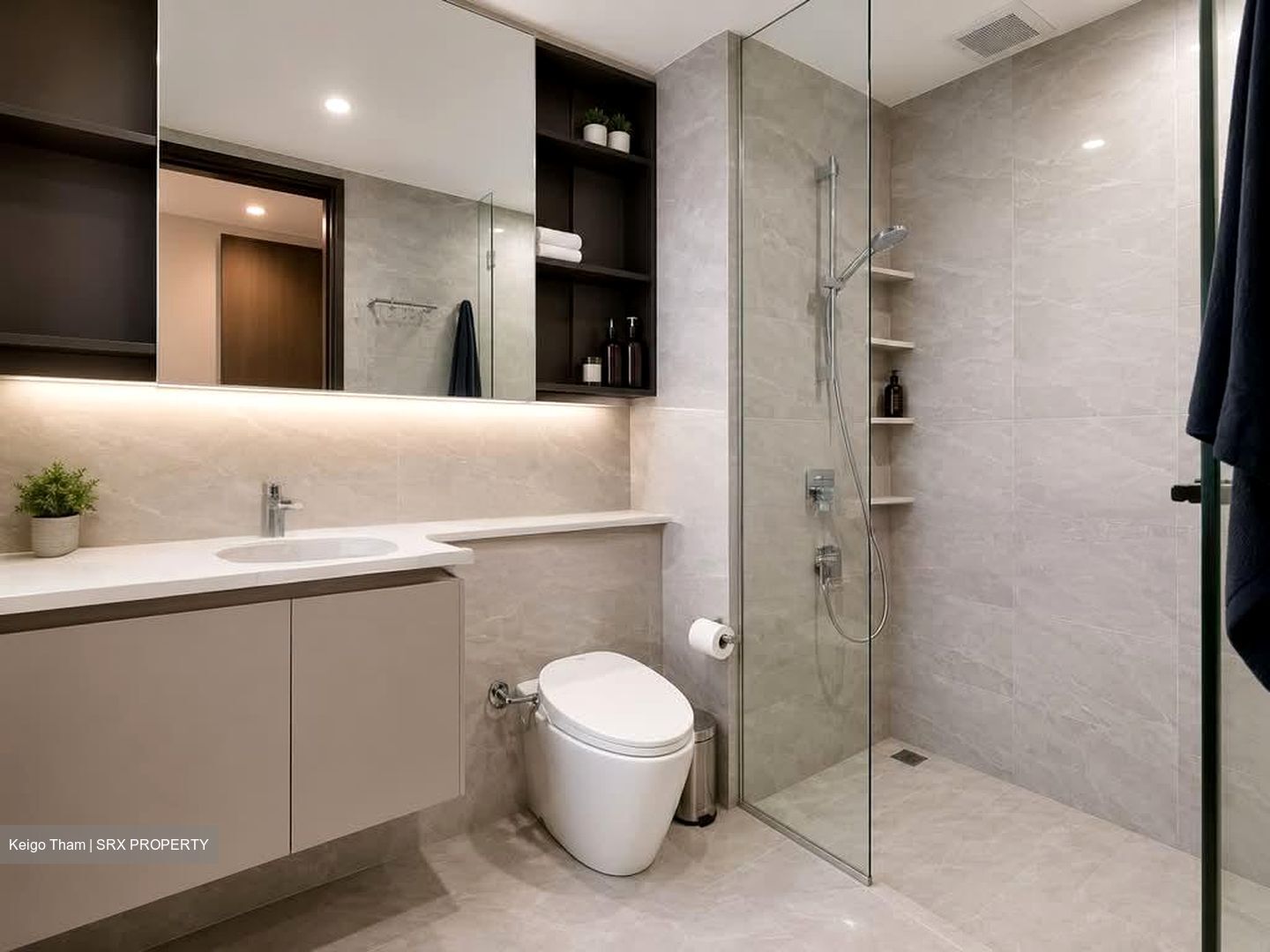 Lake Grande (D22), Condominium #572749221